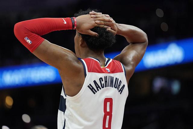 易建联13+14徐杰18分 广东6人上双力克山西